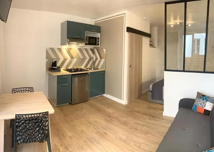 Appartement avec terrasse au cœur de Carcassonne - Serviettes Draps Ménage inclus